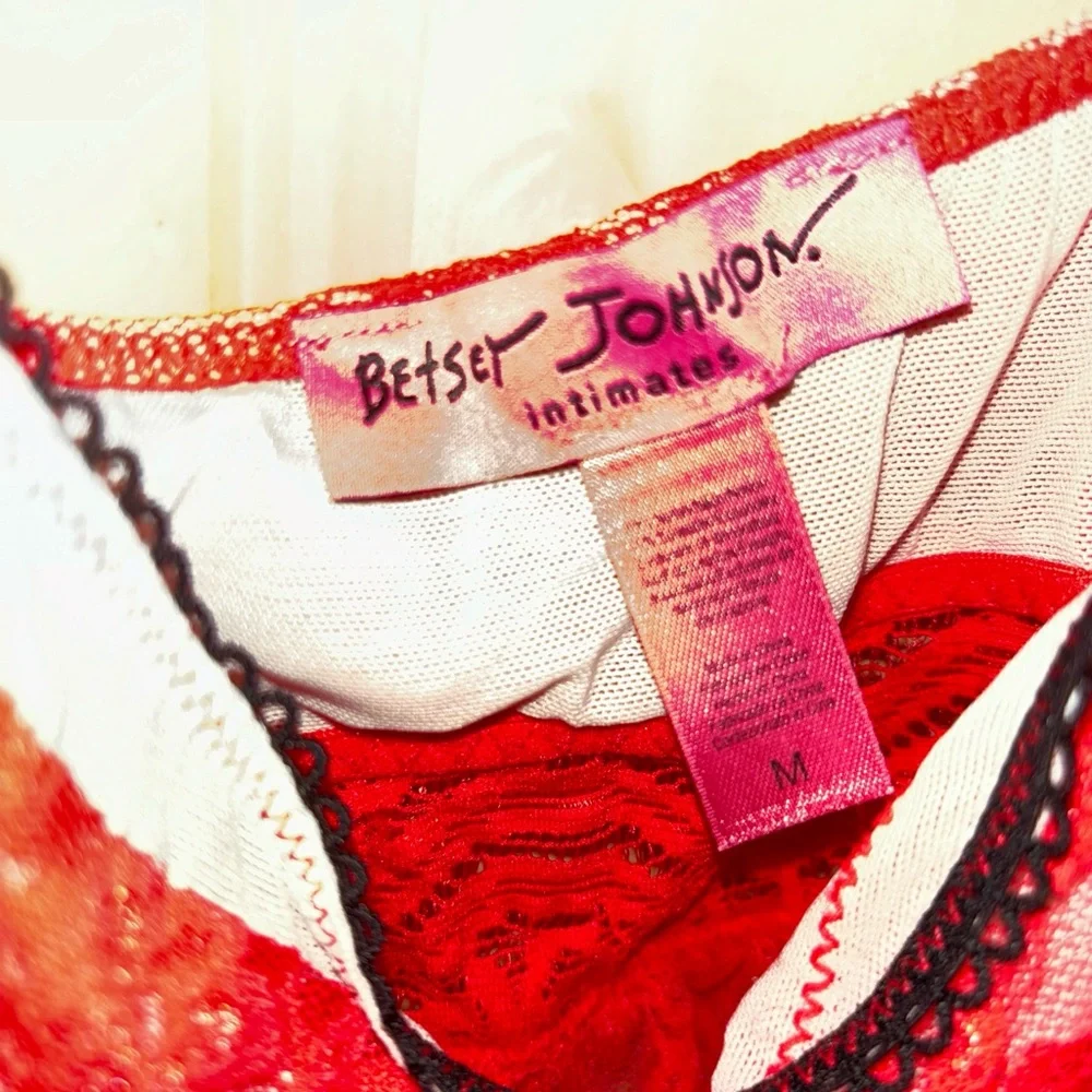 Betsey Johnson Elegant Red Lace Nightgown size medium - Picture 2 of 4